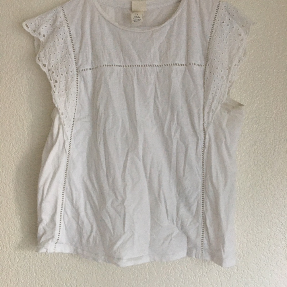 H&M White Eyelet Flutter Sleeve Women's Top